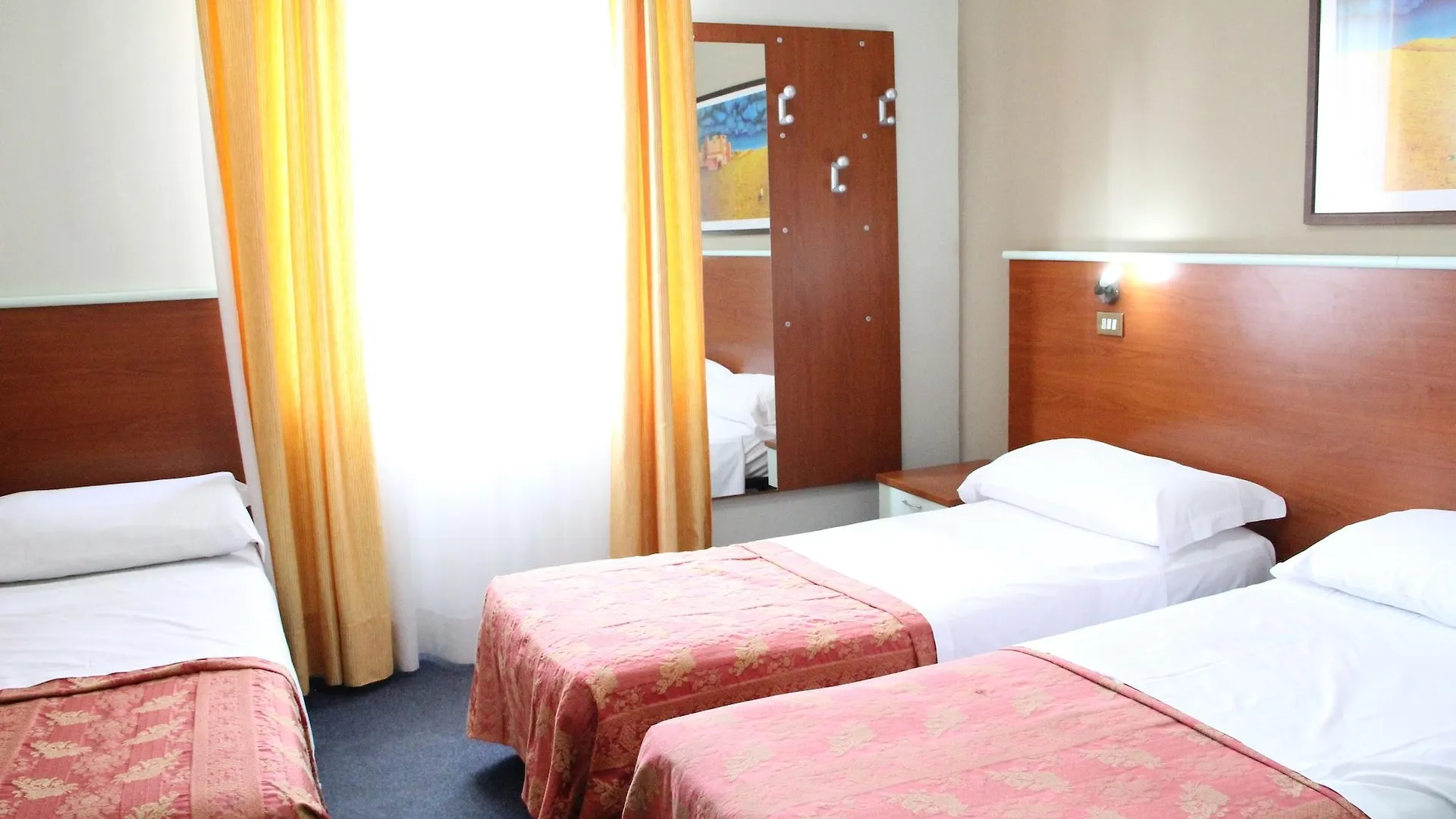 Hotel Mm Dateo Milan 2*,  Italy