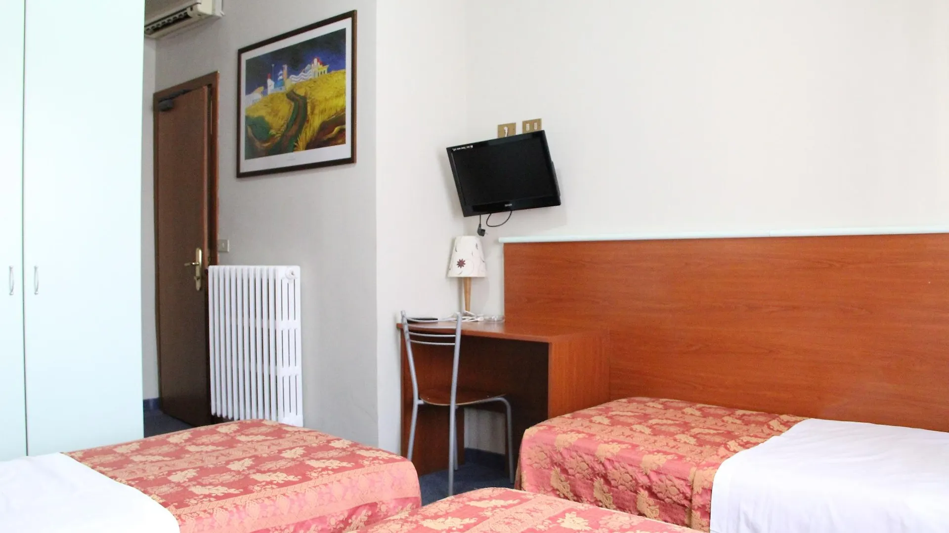 Hotel Mm Dateo Милан