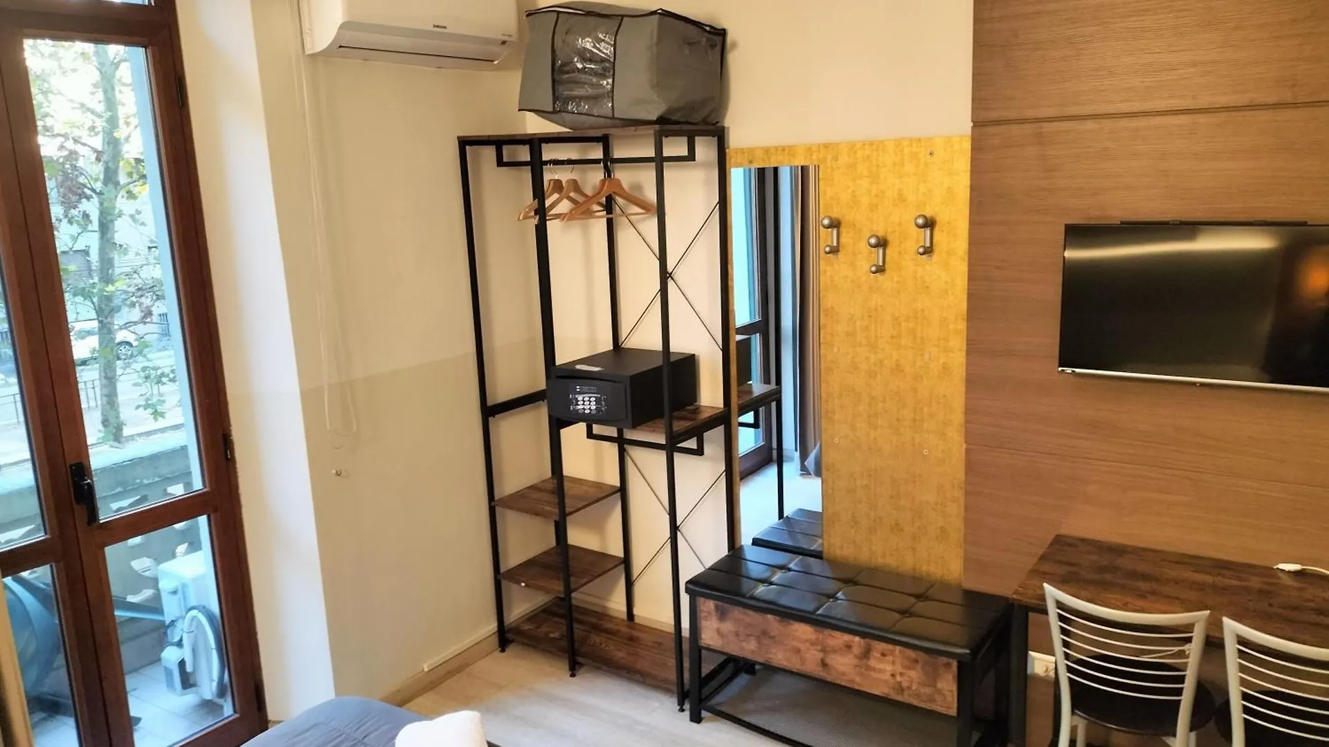Hotel Mm Dateo Милан Италия