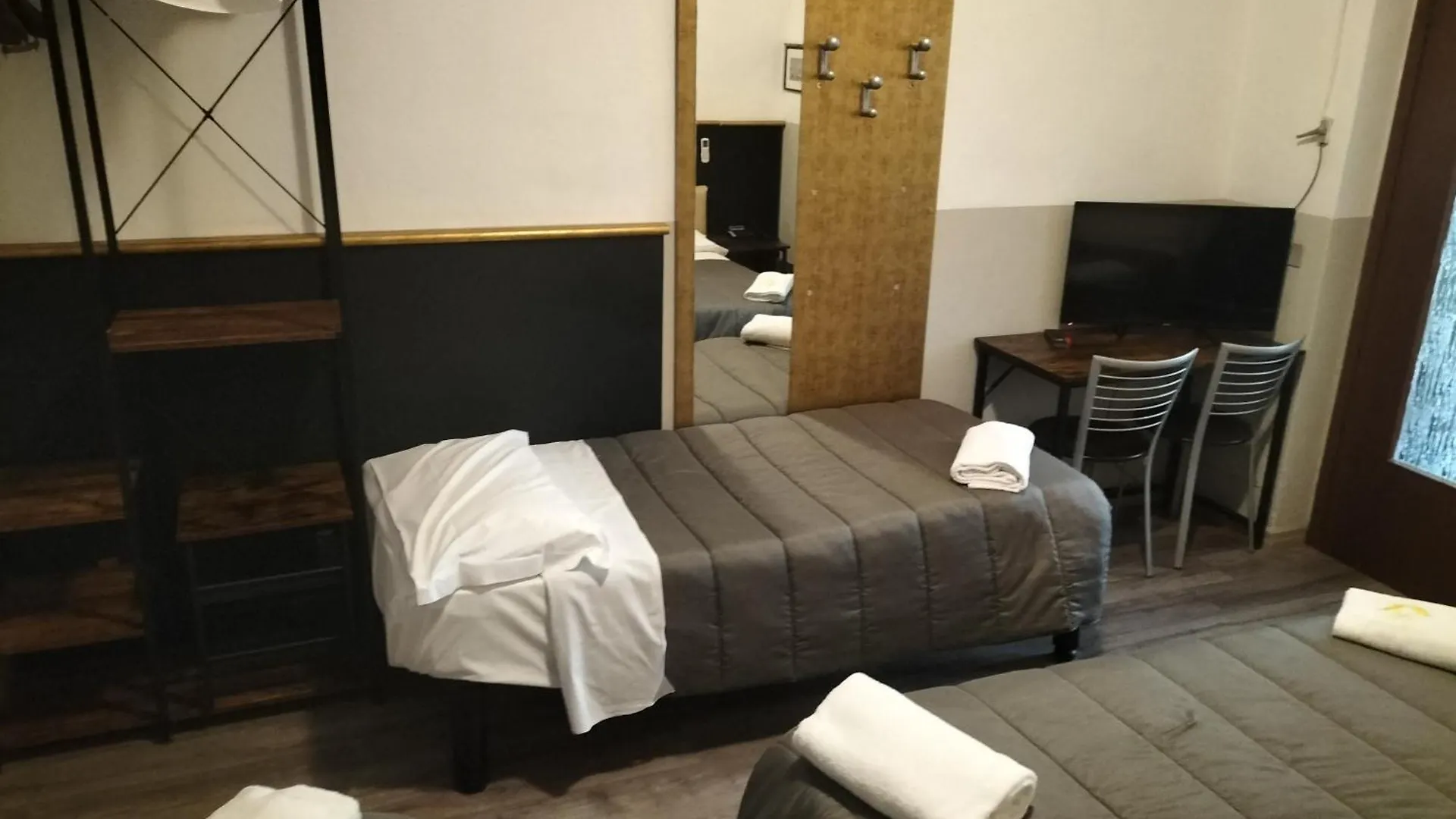 **  호텔 다테오 밀라노 이탈리아
